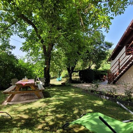 Bed and Breakfast Les Riflets Conches-en-Ouche Zewnętrze zdjęcie
