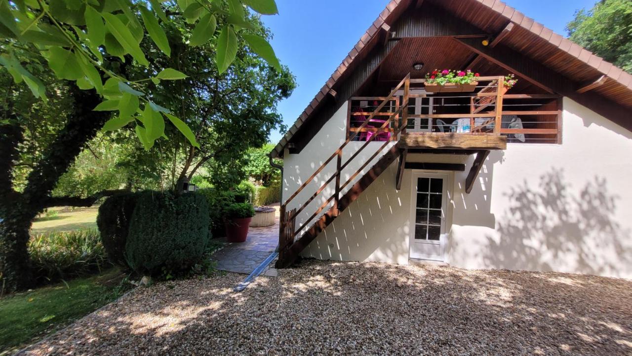Bed and Breakfast Les Riflets Conches-en-Ouche Zewnętrze zdjęcie